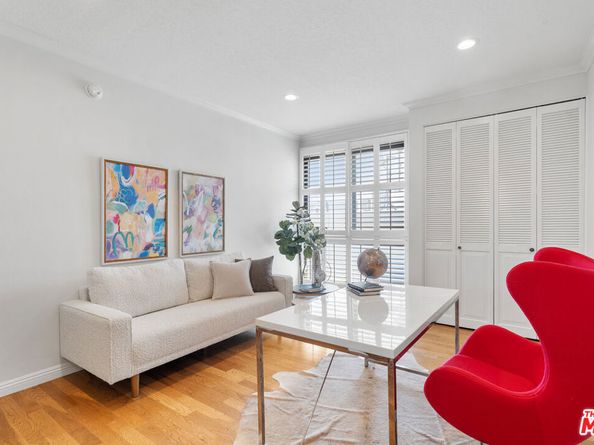 4477 Wilshire Boulevard 304, Los Angeles CA 90010