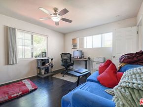 2627 S Cloverdale Avenue, Los Angeles CA 90016