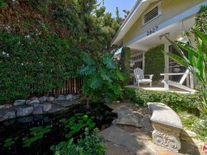 2627 S Cloverdale Avenue, Los Angeles CA 90016