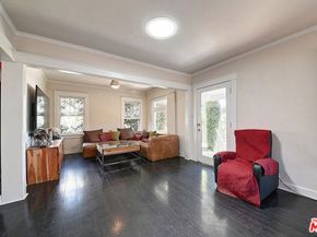 2627 S Cloverdale Avenue, Los Angeles CA 90016