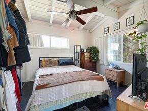 2627 S Cloverdale Avenue, Los Angeles CA 90016