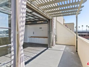 1544 12th Street 303, Santa Monica CA 90401