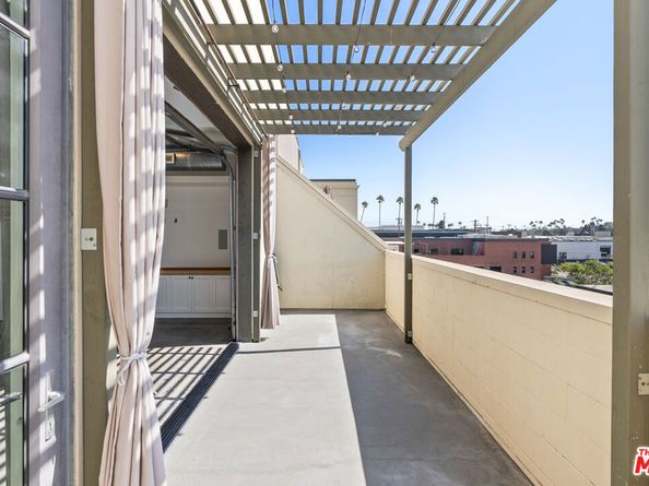 1544 12th Street 303, Santa Monica CA 90401