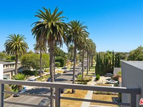 11900 Washington Place, Los Angeles CA 90066
