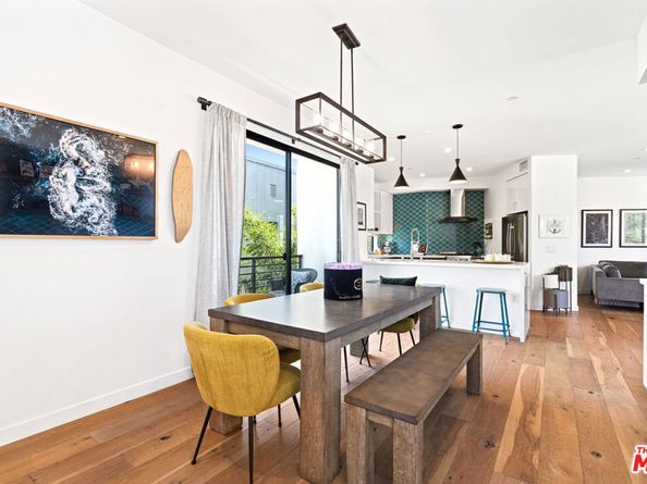 11900 Washington Place, Los Angeles CA 90066
