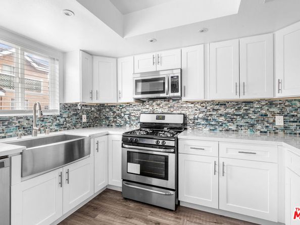 8958 Burnet Avenue A1, North Hills CA 91343