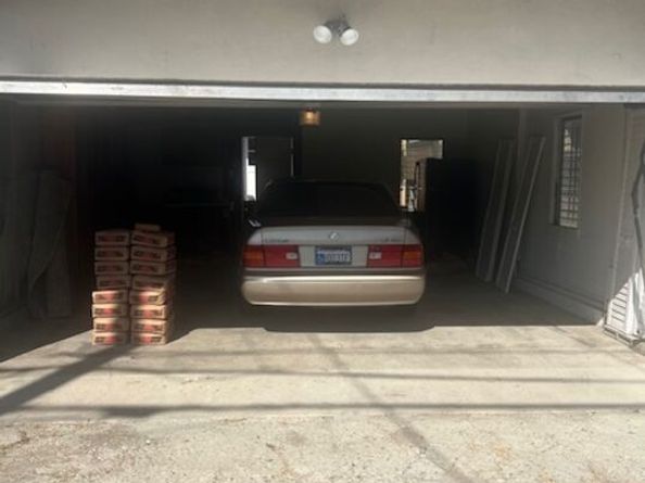 2575 S Barrington Avenue, Los Angeles CA 90064