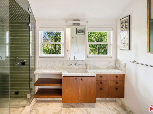 7 Latimer Road, Santa Monica CA 90402