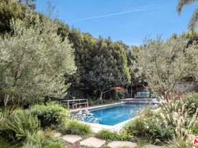 7 Latimer Road, Santa Monica CA 90402