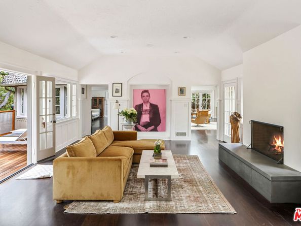 7 Latimer Road, Santa Monica CA 90402