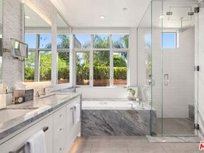 8901 Dorrington Avenue, West Hollywood CA 90048