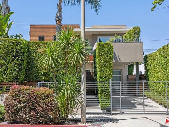8901 Dorrington Avenue, West Hollywood CA 90048