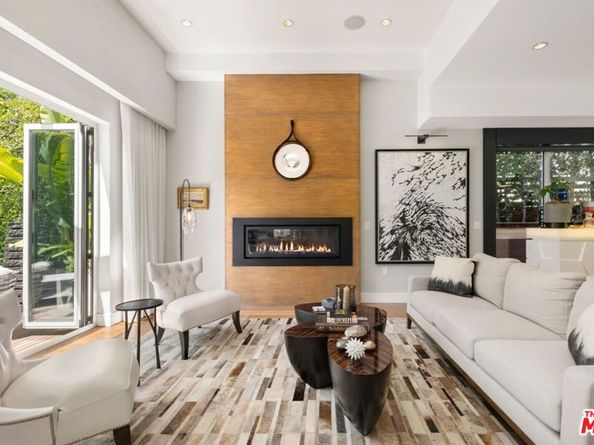 8901 Dorrington Avenue, West Hollywood CA 90048