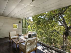 1869 Kaweah Drive, Pasadena CA 91105