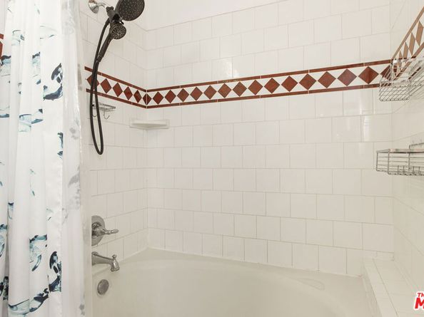 215 W 7th Street 1301, Los Angeles CA 90014