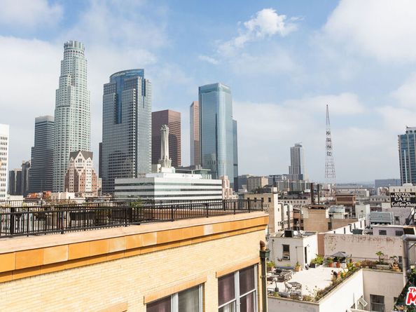 215 W 7th Street 1301, Los Angeles CA 90014