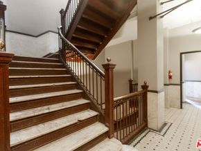 215 W 7th Street 1301, Los Angeles CA 90014