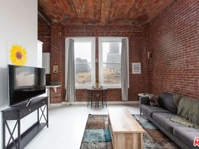 215 W 7th Street 1301, Los Angeles CA 90014