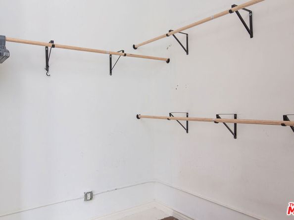 215 W 7th Street 1301, Los Angeles CA 90014