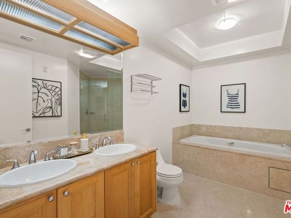 12222 Wilshire Boulevard 301, Los Angeles CA 90025
