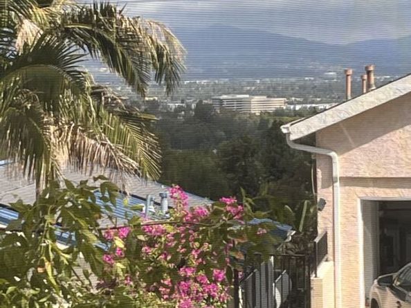 22460 Venido Road, Woodland Hills CA 91364