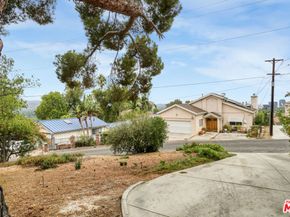 22460 Venido Road, Woodland Hills CA 91364