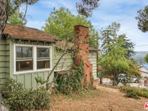 22460 Venido Road, Woodland Hills CA 91364