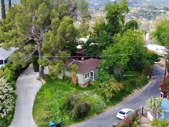 22460 Venido Road, Woodland Hills CA 91364