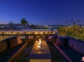 6913 N Tierno Lane, Los Angeles CA 90038