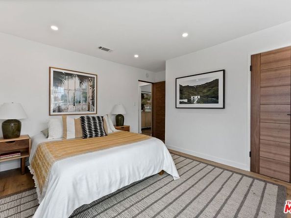 5192 Orange Place, Los Angeles CA 90008