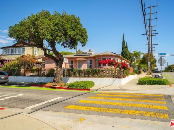 2417 28th Street, Santa Monica CA 90405