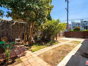 2417 28th Street, Santa Monica CA 90405