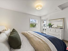 1253 18th Street 103, Santa Monica CA 90404