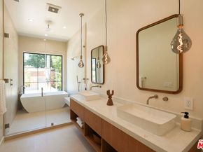 4936 Coolidge Avenue, Culver City CA 90230