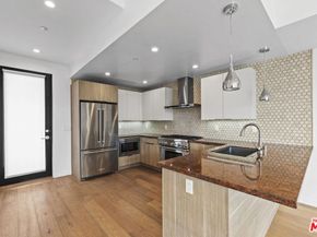 2222 Montrose Avenue G, Montrose CA 91020