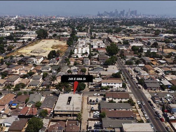 240 E 60th Street, Los Angeles CA 90003