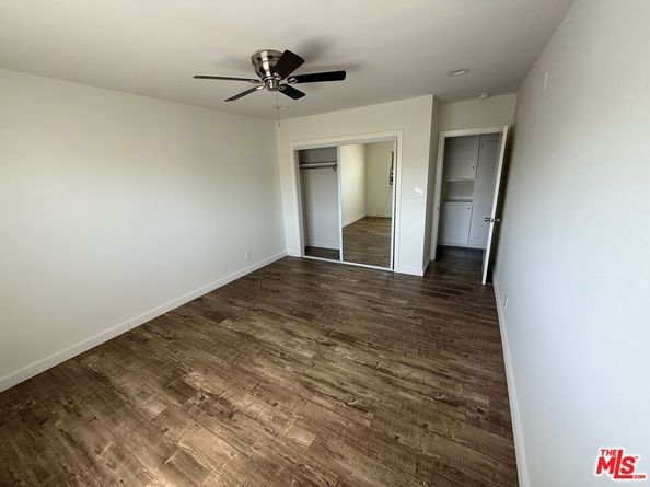 240 E 60th Street, Los Angeles CA 90003