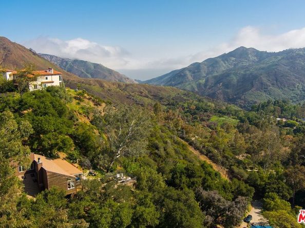 21338 Colina Drive, Topanga CA 90290