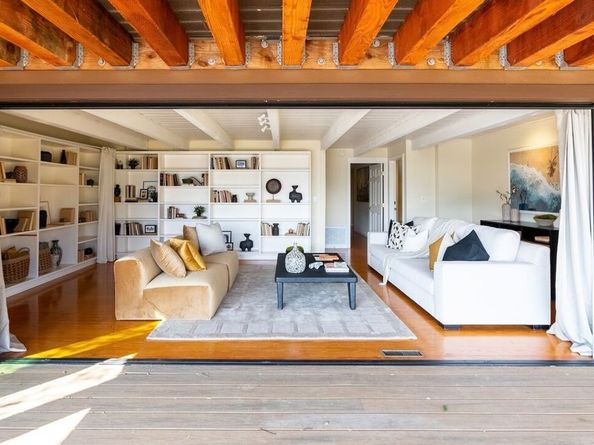 21338 Colina Drive, Topanga CA 90290