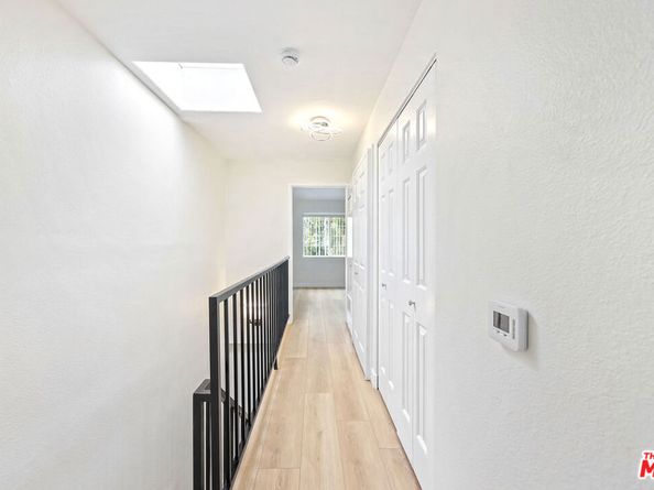 10128 Hillhaven Avenue 105, Tujunga CA 91042