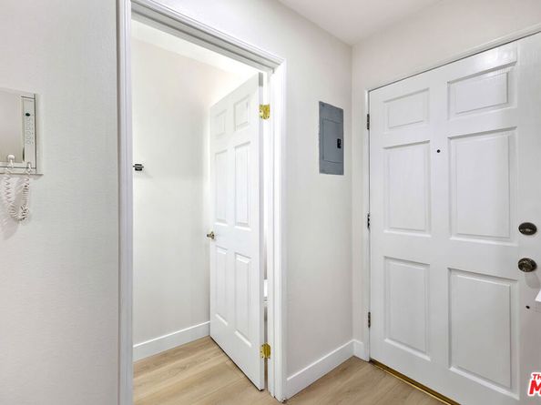 10128 Hillhaven Avenue 105, Tujunga CA 91042
