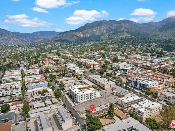 10128 Hillhaven Avenue 105, Tujunga CA 91042