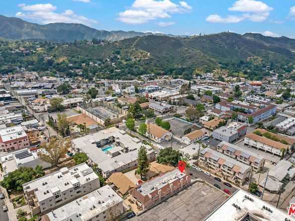 10128 Hillhaven Avenue 105, Tujunga CA 91042