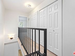 10128 Hillhaven Avenue 105, Tujunga CA 91042
