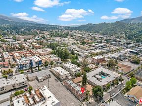 10128 Hillhaven Avenue 105, Tujunga CA 91042