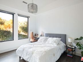 3087 Passmore Drive, Los Angeles CA 90068