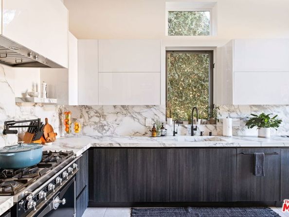 3087 Passmore Drive, Los Angeles CA 90068