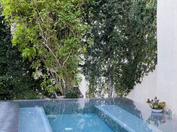 3087 Passmore Drive, Los Angeles CA 90068
