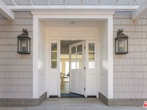 27086 Malibu Cove Colony Drive, Malibu CA 90265