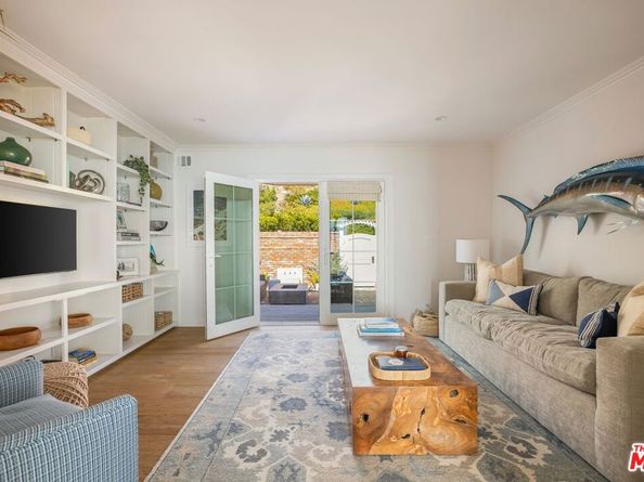 27086 Malibu Cove Colony Drive, Malibu CA 90265